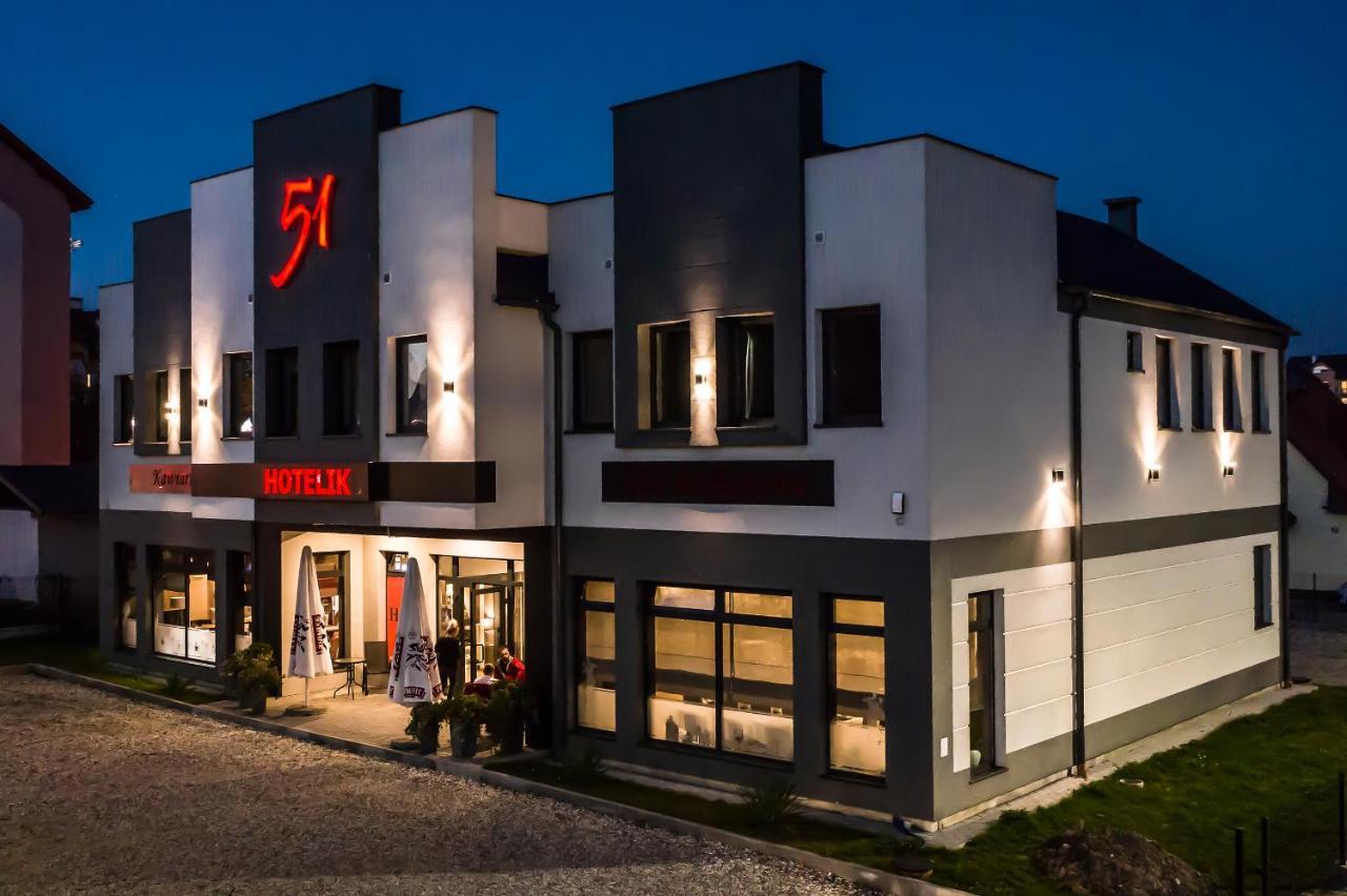 Hotelik 51 Paslek Exterior foto